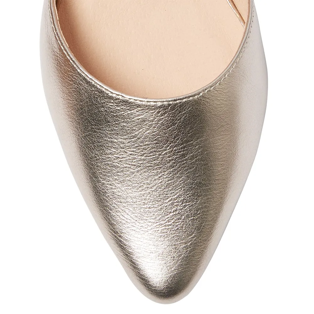 Amity Flat in Pewter Leather