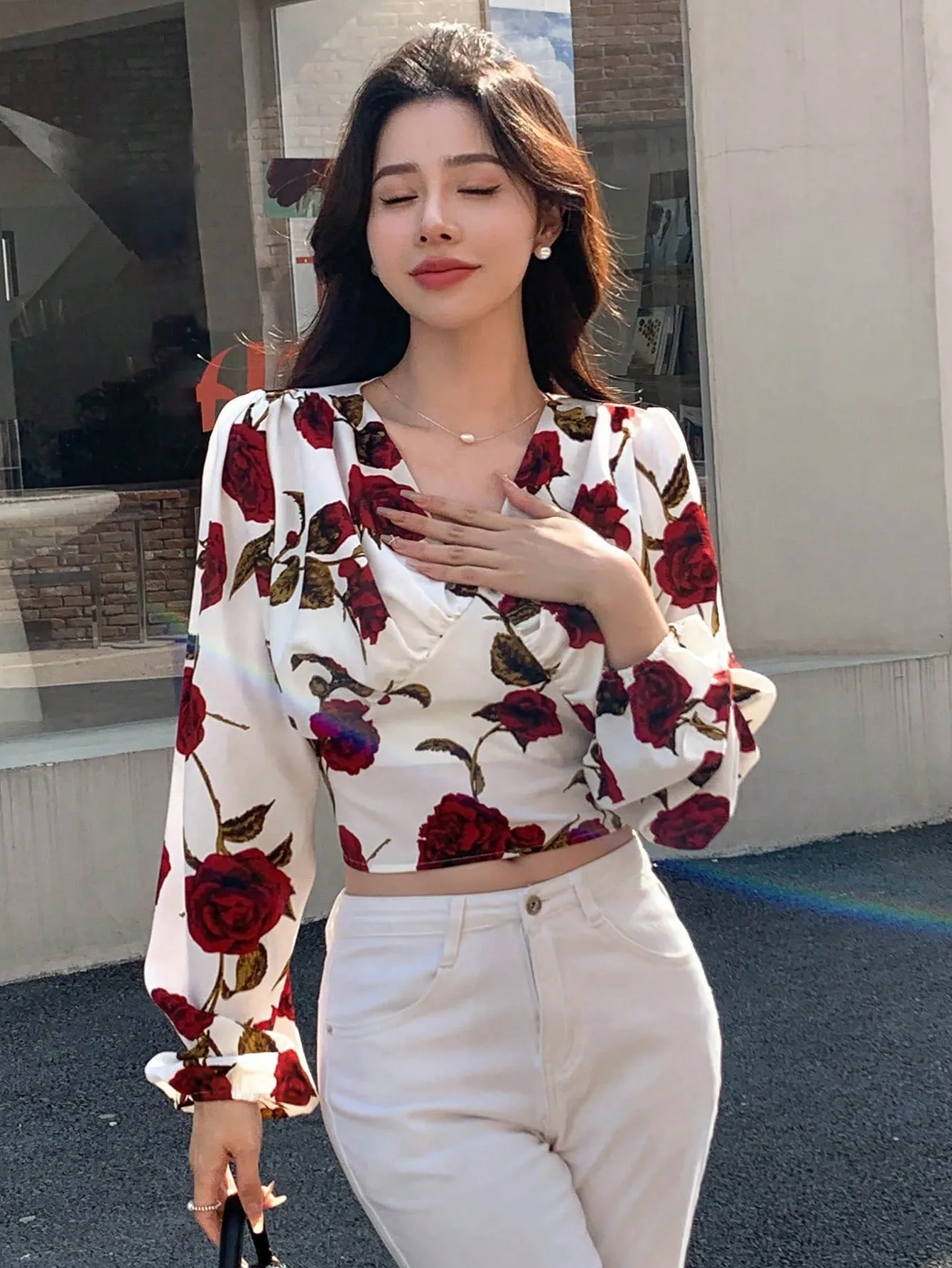 DAZY Floral Print Lantern Sleeve Crop Blouse