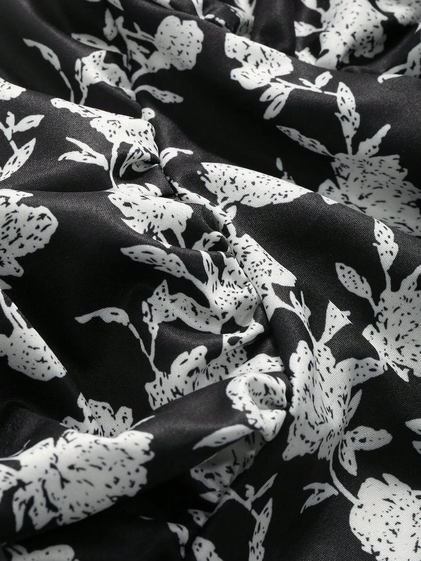 DAZY Floral Print Lantern Sleeve Crop Blouse