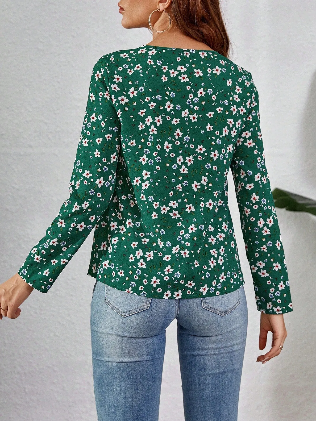 Ditsy Floral Print Blouse