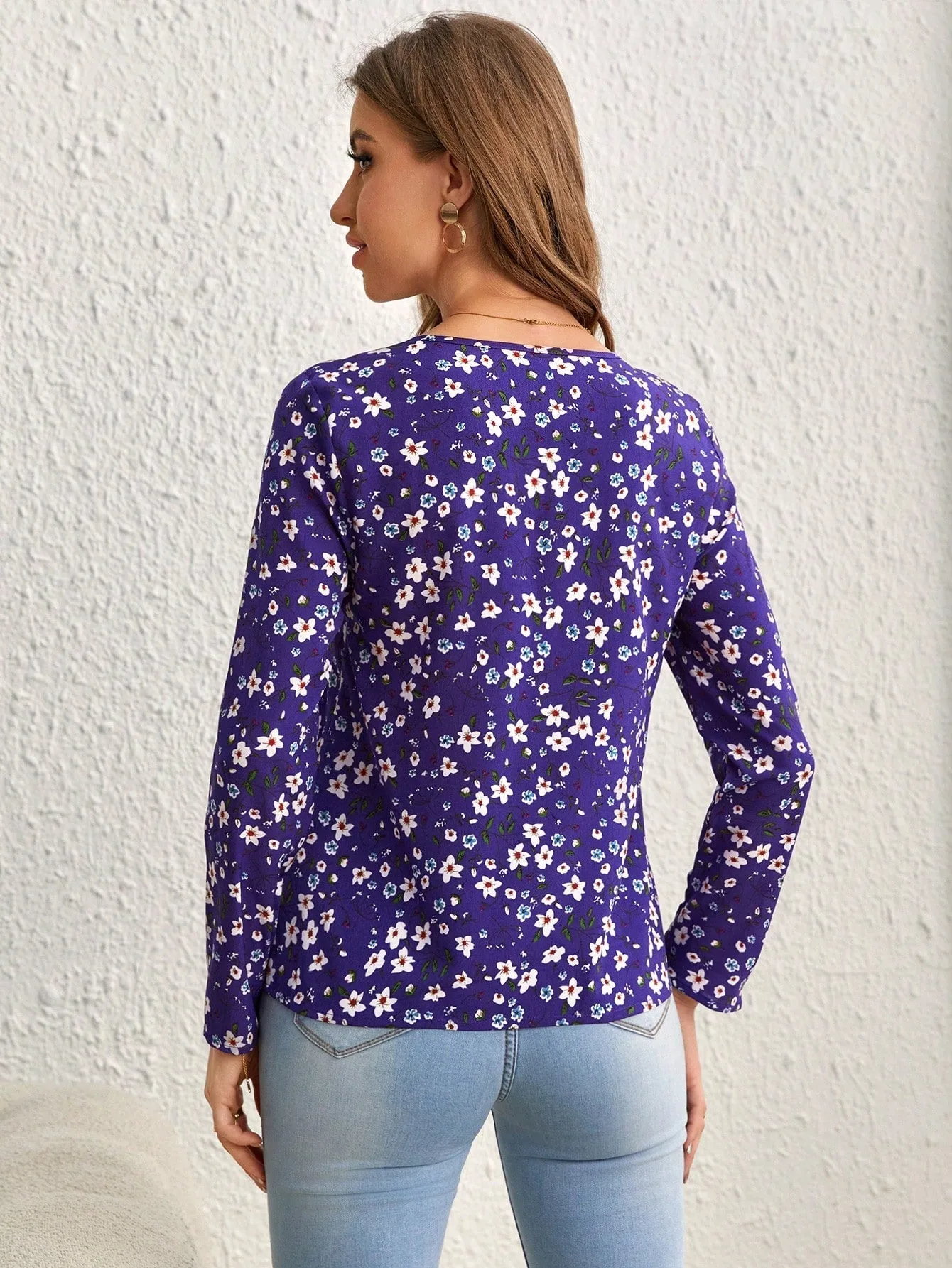 Ditsy Floral Print Blouse