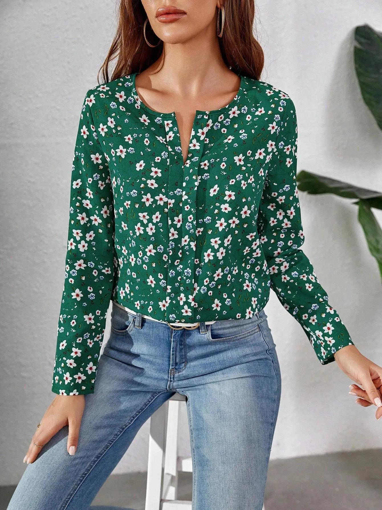 Ditsy Floral Print Blouse