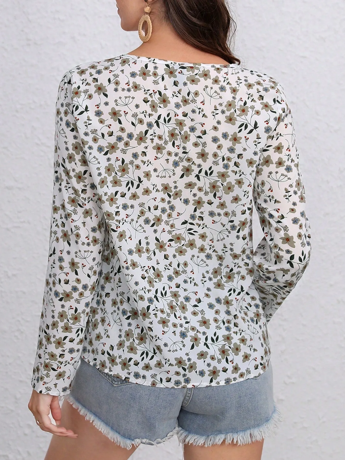 Ditsy Floral Print Blouse