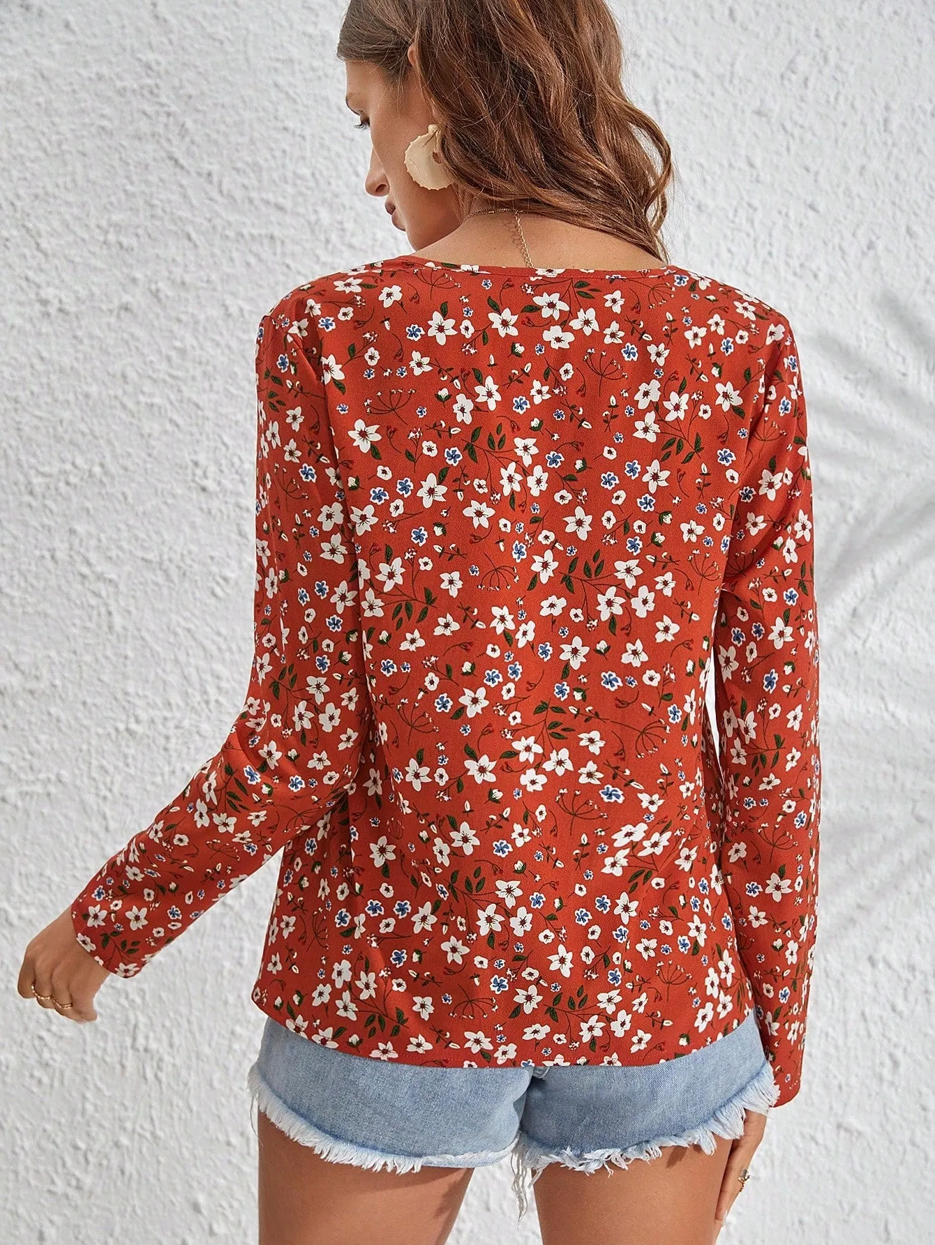 Ditsy Floral Print Blouse