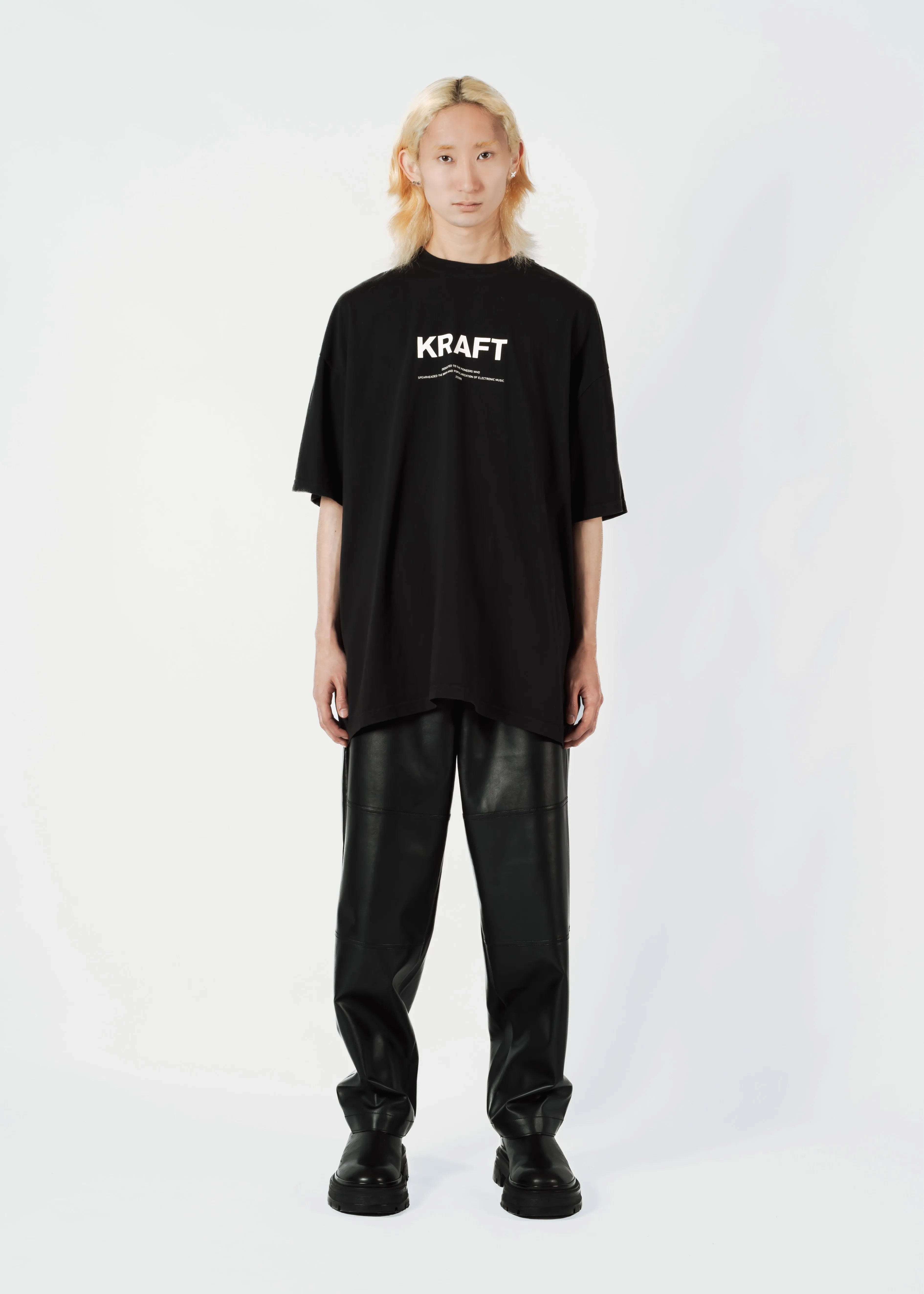 GRAPHIC LONG SLEEVE T-SHIRT "TSD"
