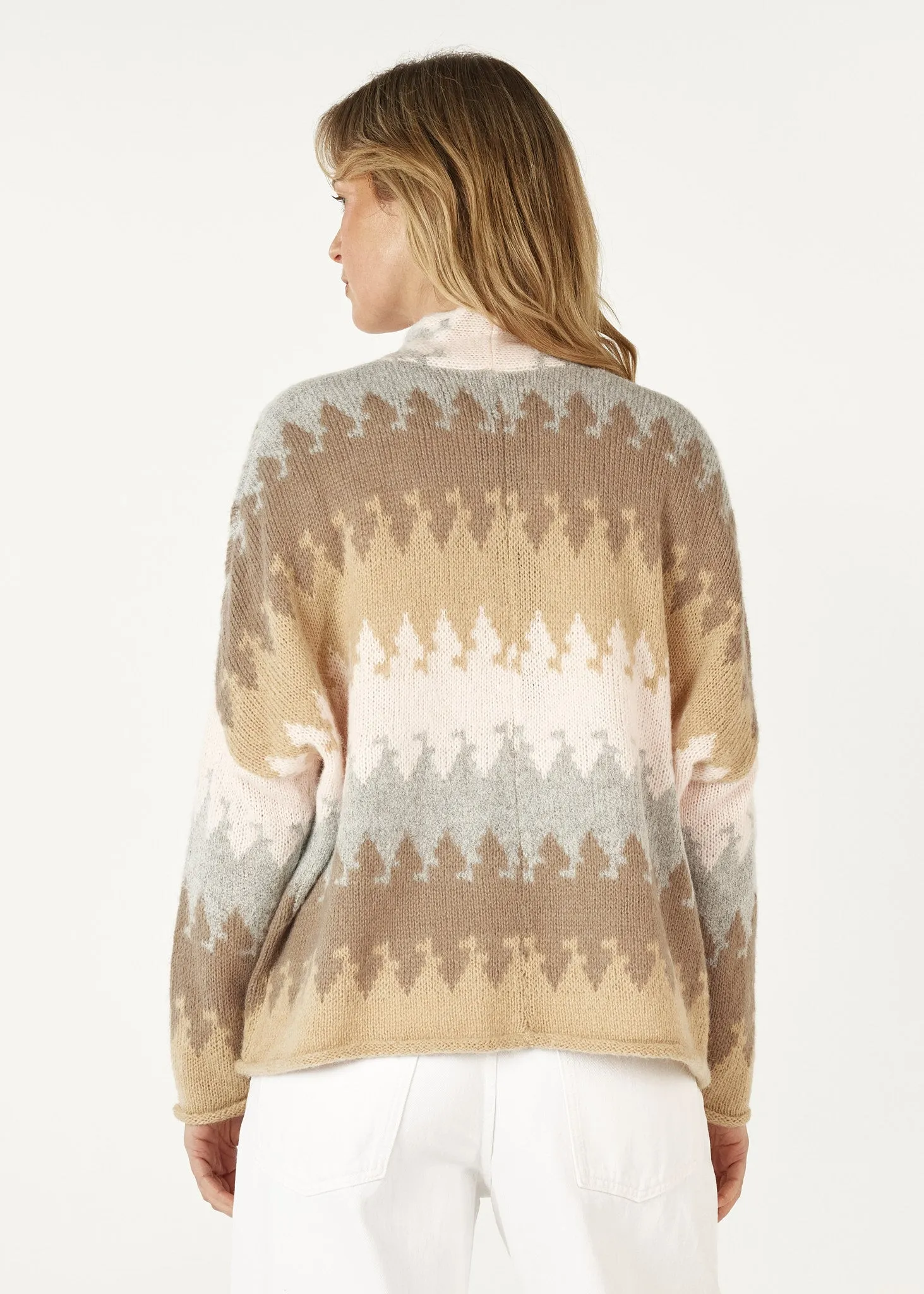 MOUNTAIN PEAKS CARDI IN FAWN