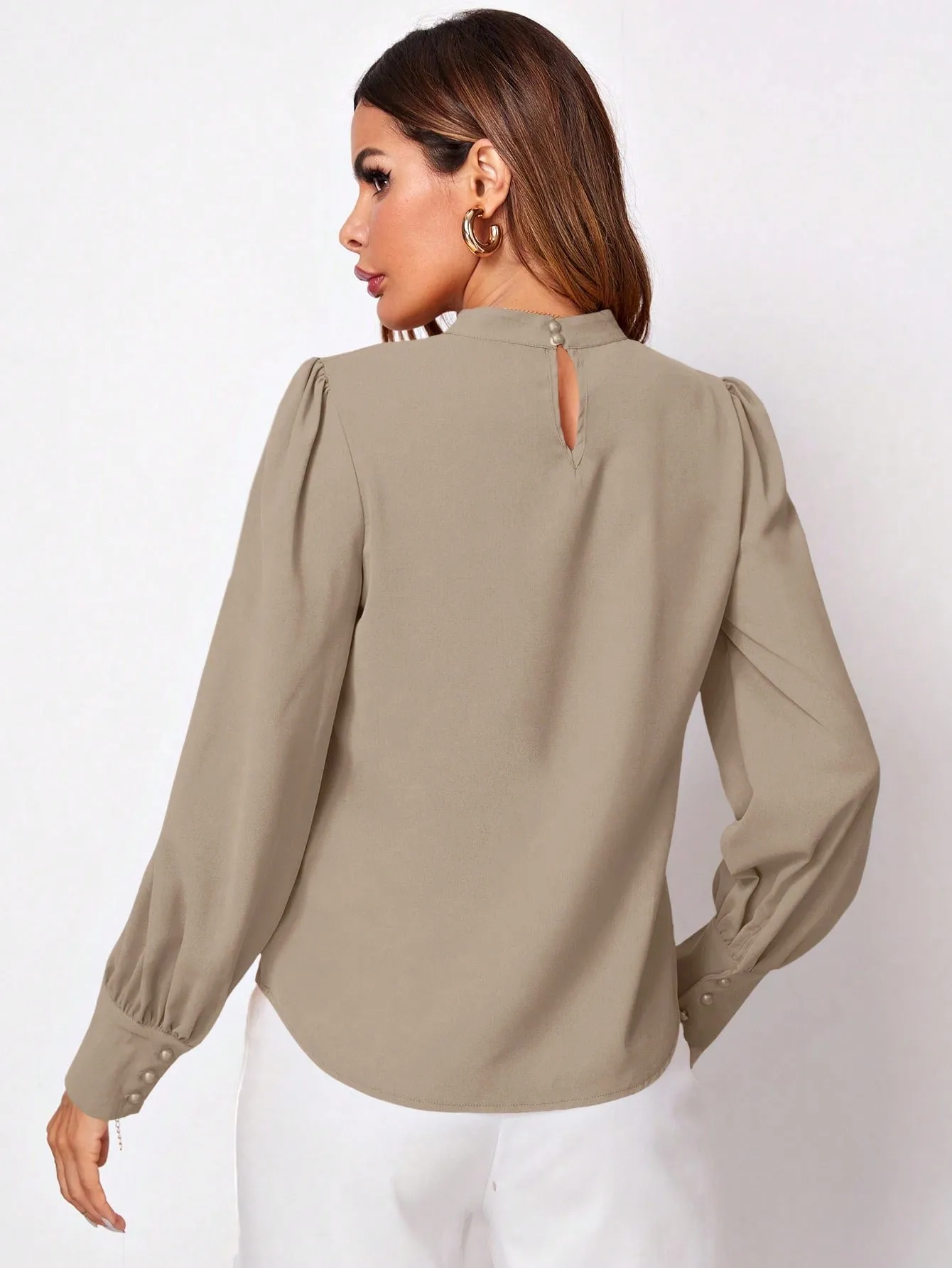 Privé Solid Ruched Keyhole Back Blouse