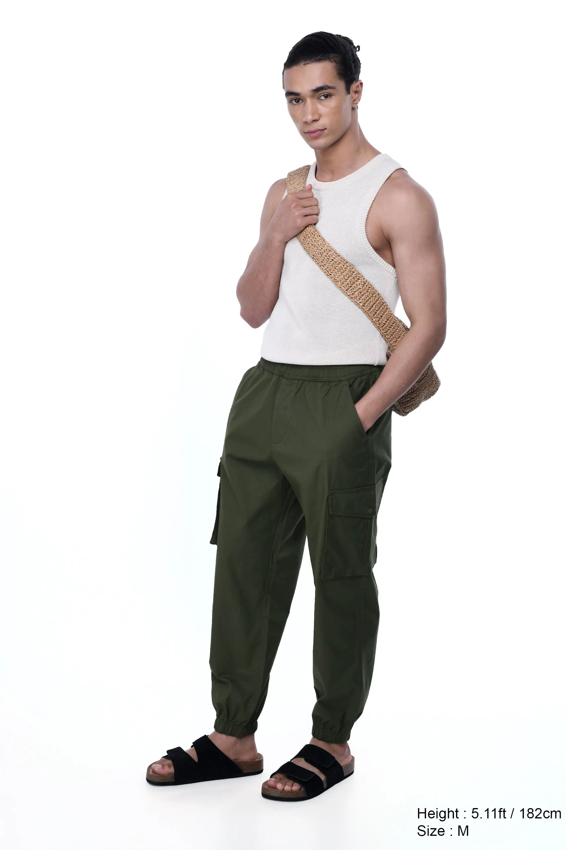 RELAXED LIGHT COTTON JOGGERS IN GREEN