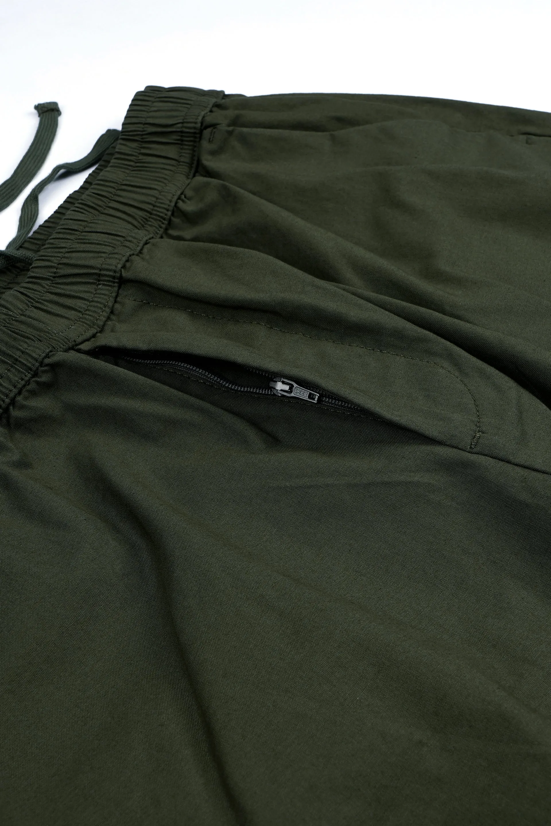 RELAXED LIGHT COTTON JOGGERS IN GREEN