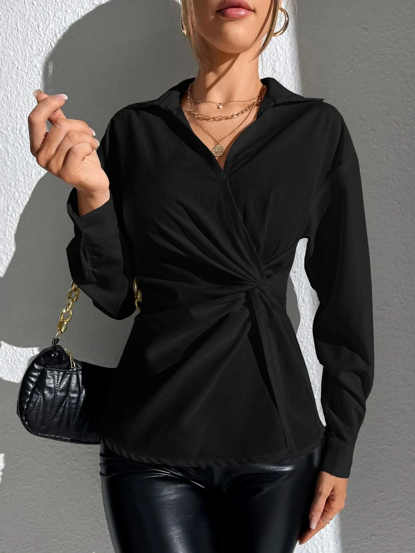 SHEIN Privé Solid Twist Front Shirt