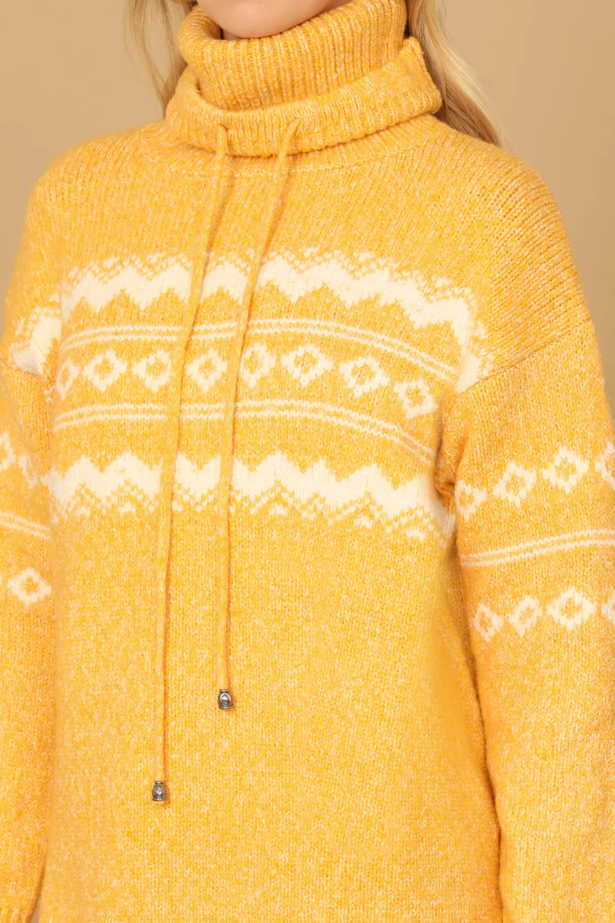 TURTLE NECK  DRAWSTRING PRINTED KNIT SWEATER