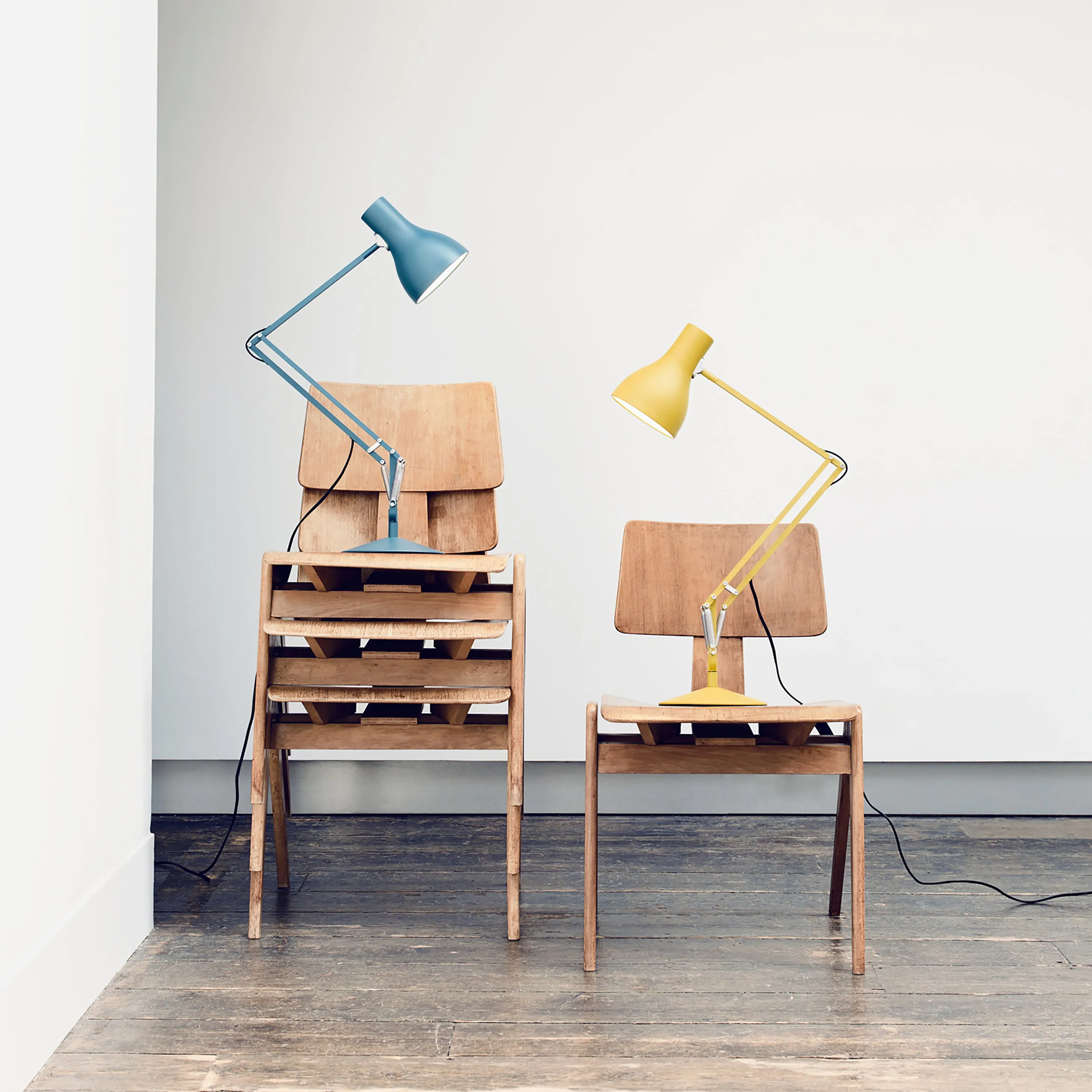 Type 75 Desk Lamp: Margaret Howell Edition